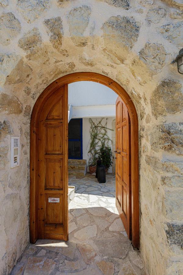 Anna's Villa in Mesi Village Agia Triada Exteriör bild